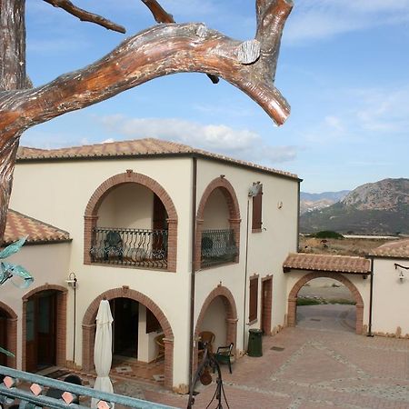 L ' Orizzonte Vila Gonnesa Exterior foto